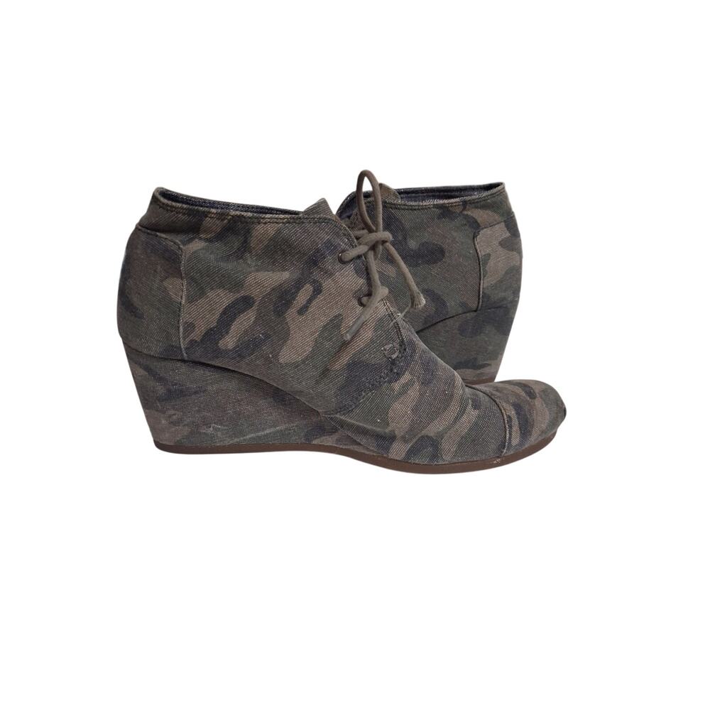 TOMS Women’s 9.5 Camo Canvas Wedge Lace-Up Ankle Booties Green